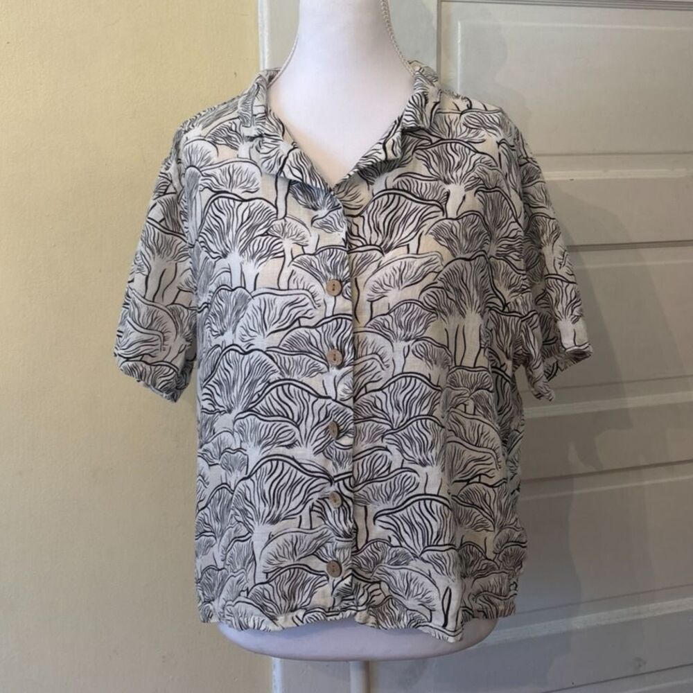 Boxy button down mushroom  black ivory hippy linen cottage core short sleeve